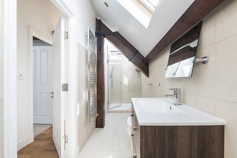 2 bedroom flat to rent, Victoria Road, Kingston upon Thames, KT1