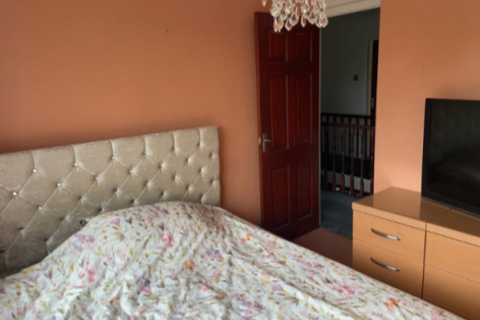 2 bedroom house share to rent, Chafford Walk, Rainham