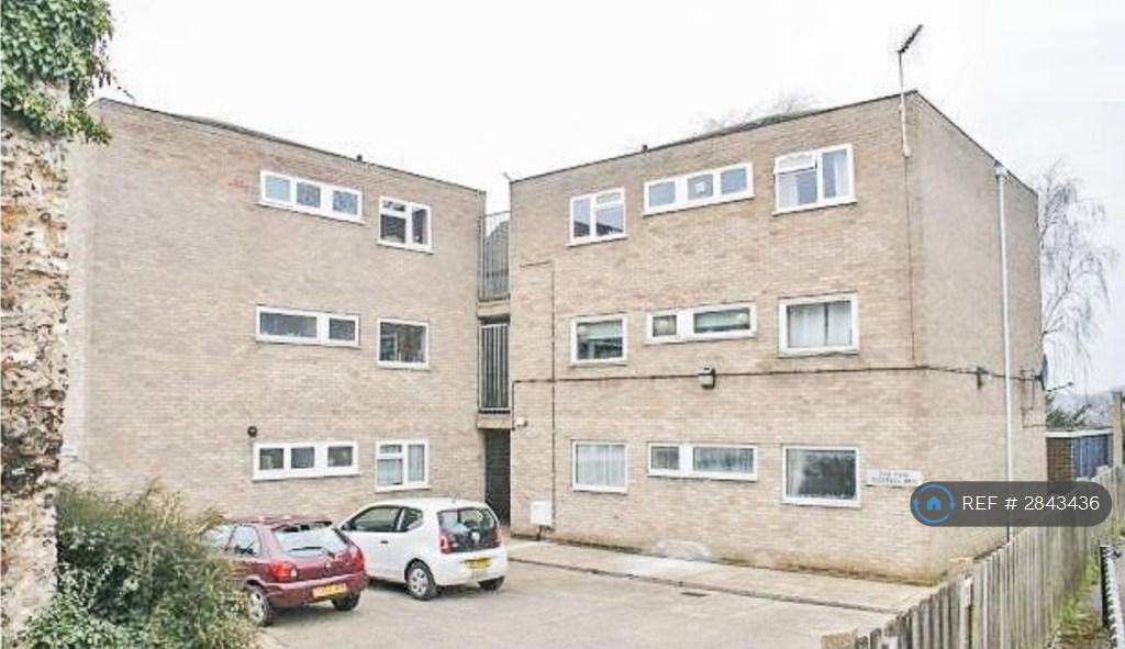 1 bedroom in a house share to rent
