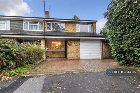undefined, Peel Close, Reading, RG4