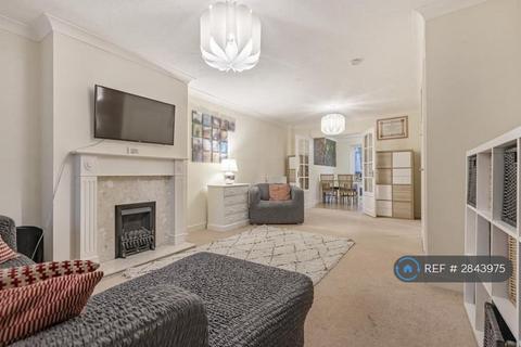 undefined, Peel Close, Reading, RG4