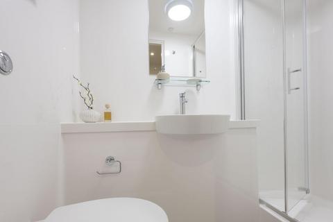1 bedroom in a flat share to rent, St James Boulevard, Newcastle Upon Tyne NE4