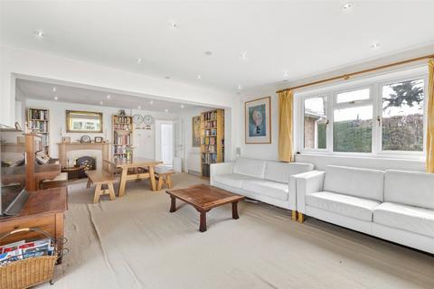 4 bedroom detached house for sale, Bangla, Little London, RG26