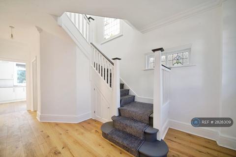 4 bedroom semi-detached house to rent, Southwood Lawn Road, London, N6