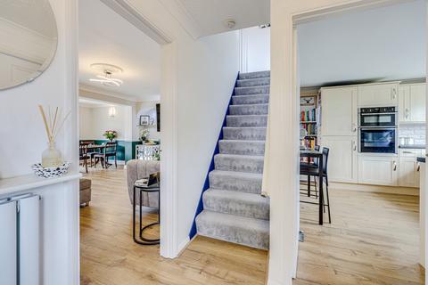 4 bedroom semi-detached house for sale, Harrison Gardens, Hockley, SS5