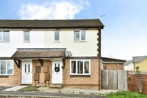 End of terrace house - Fyne Close - Sparcells, Swindon, SN5