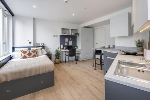 Studio to rent, St James Boulevard, Newcastle Upon Tyne NE4