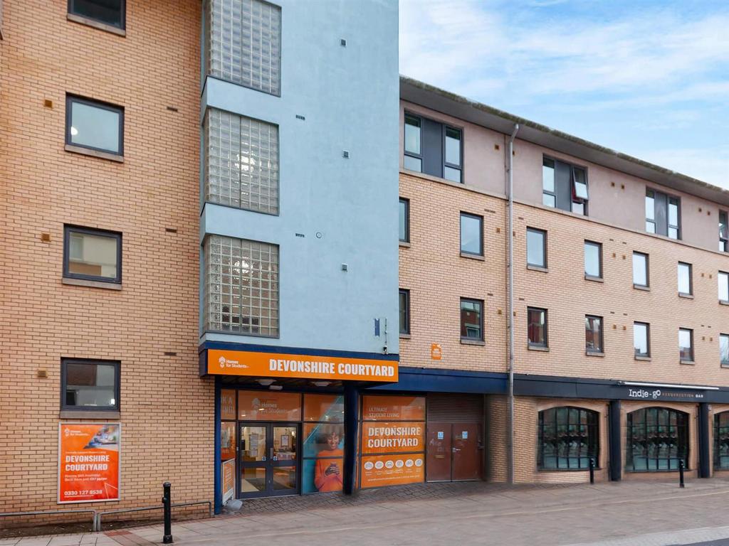 Apartment in Sheffield, City Centre, South Yorkshire - View 5