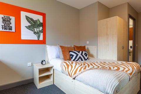 1 bedroom in a flat share to rent, Boston Street, Sheffield S2