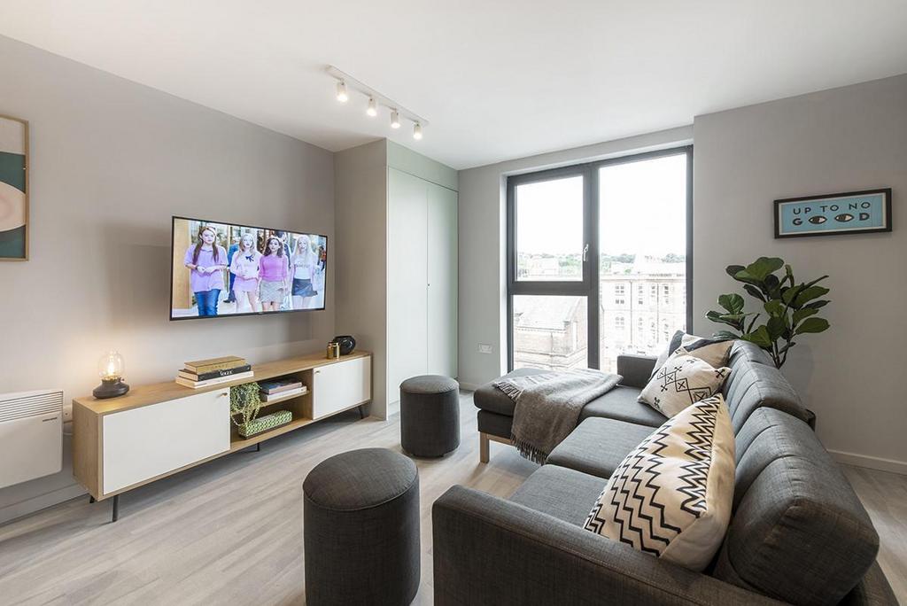 Apartment in Sheffield, Upperthorpe, South Yorkshire - More