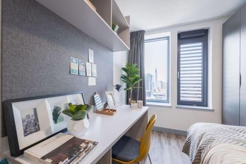 1 bedroom in a flat share to rent, Lancaster Street, Birmingham B4