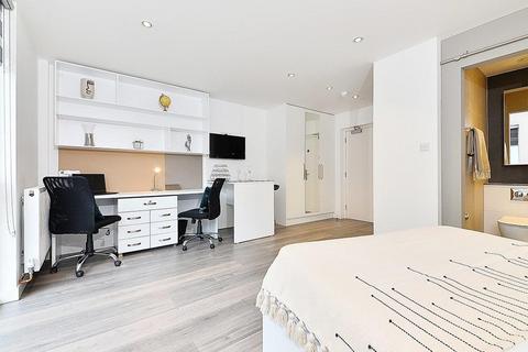 Studio to rent, Curzon Street, Nottingham NG3