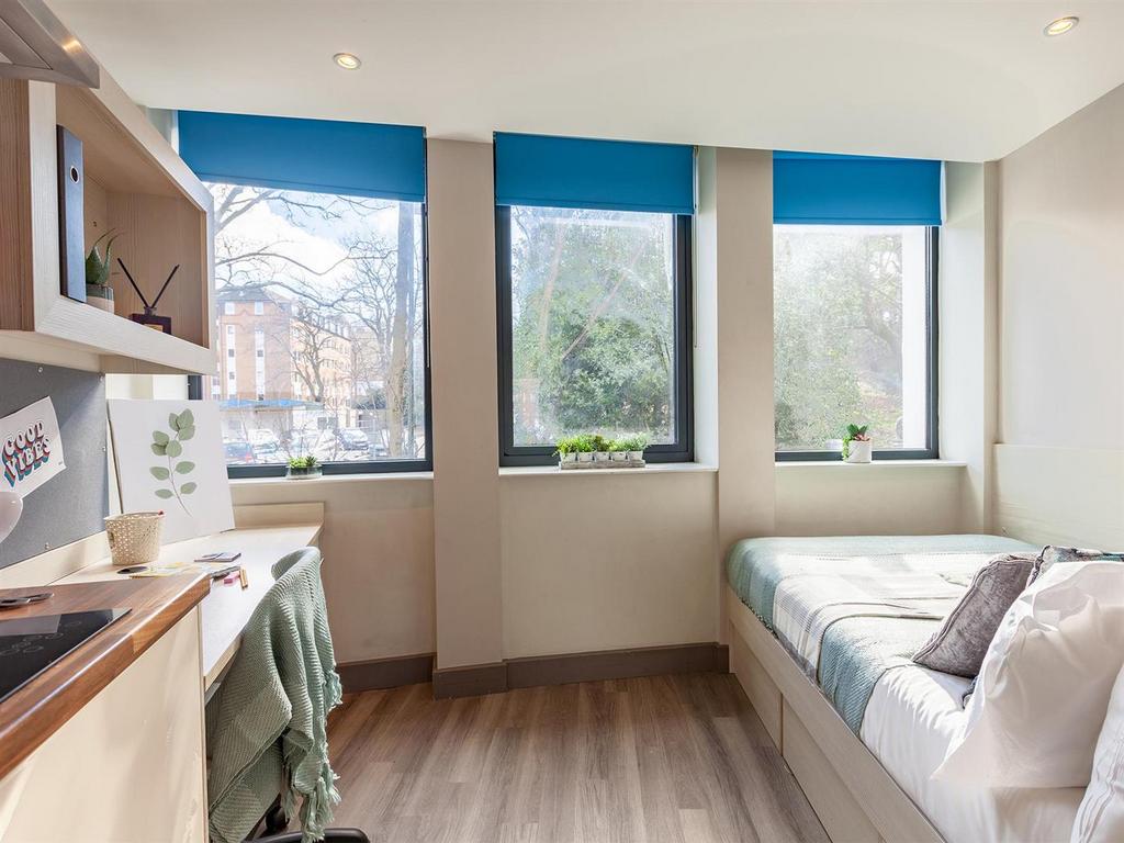 Apartment in Bournemouth - View 5