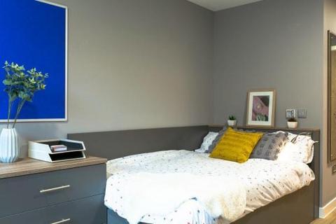 Studio to rent, St Georges Quay, Lancaster LA1