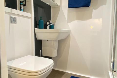 1 bedroom in a flat share to rent, Parkside, Coventry CV1