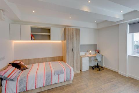 Studio to rent, Notte Street, Plymouth PL1