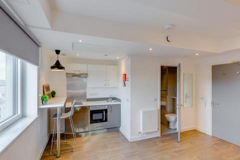 Studio to rent, Notte Street, Plymouth PL1