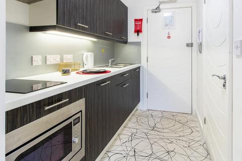 undefined, Queens Terrace, Southampton SO14