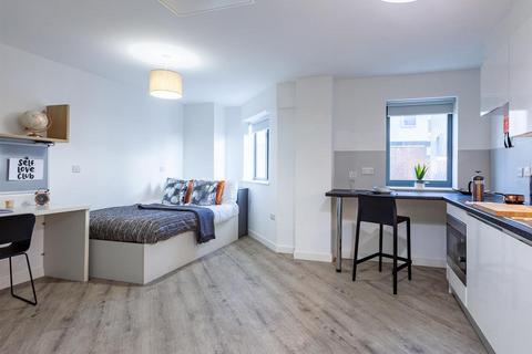 Studio to rent, Newport Road, Cardiff CF24