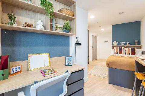 Studio to rent, Talbot Street, Nottingham NG1