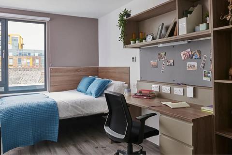 1 bedroom in a flat share to rent, Howard Gardens, Cardiff CF24