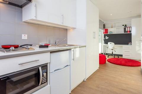 Studio to rent, Portswood Road, Southampton SO17