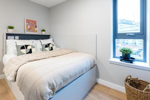 Studio to rent, Jocelyn Square, Glasgow G1