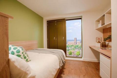 undefined, Walnut Tree Close, Guildford GU1