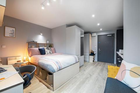 Studio to rent, Dundee Street, Edinburgh EH11
