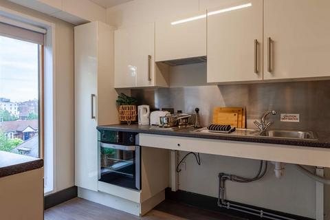 undefined, Crown Place, Reading RG1