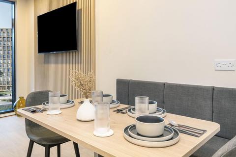 1 bedroom in a flat share to rent, Beresford Street, London CB4