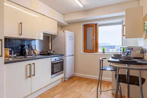 undefined, Crown Place, Reading RG1