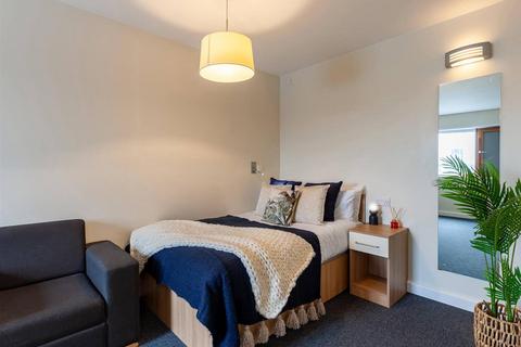 undefined, Crown Place, Reading RG1