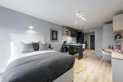 Studio to rent, Stanley Place, Edinburgh EH7