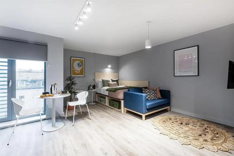 Studio to rent, Stanley Place, Edinburgh EH7