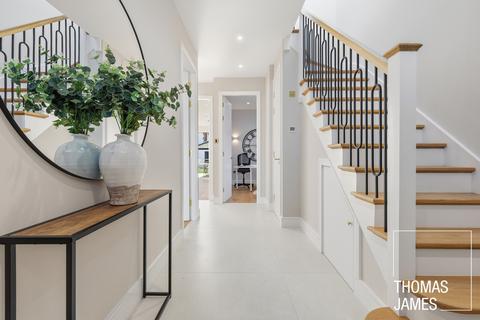 4 bedroom semi-detached house for sale, Ash Grove, London, EN1