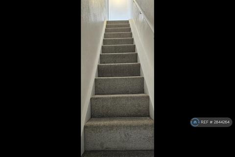 undefined, Turf Lane, Oldham, OL9