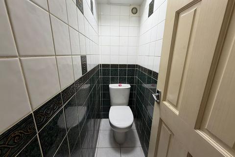 undefined, 73 Copperfield, Chigwell, Essex, IG7 5NH