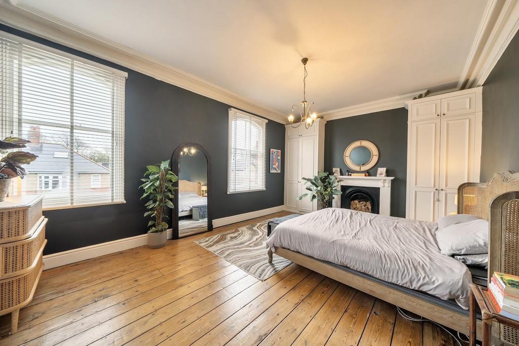 Master Bedroom.jpg
