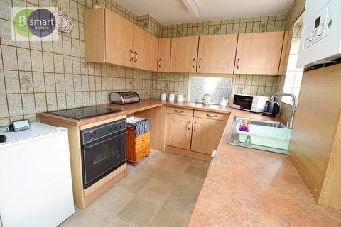 2 bedroom detached bungalow for sale, Grayson Close, Rotherham S65
