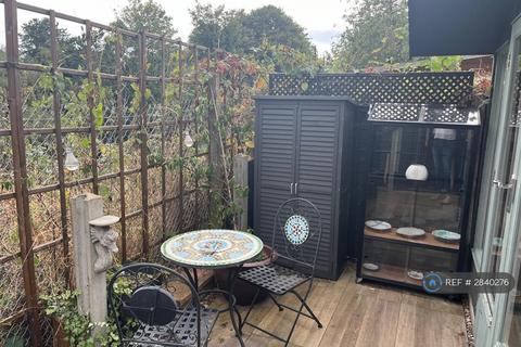 undefined, Lavernock Road, Bexleyheath, DA7
