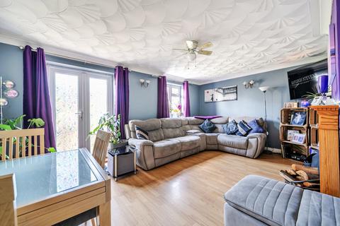 3 bedroom semi-detached house for sale, Hollingbourne Road, Gillingham ME8