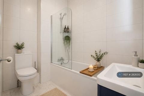 1 bedroom flat to rent, Highgate Avenue, London, N6
