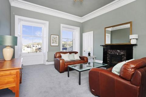 undefined, Montgomery Street, Edinburgh, EH7