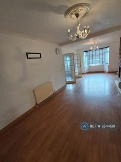 undefined, Ballards Road, Dagenham, RM10