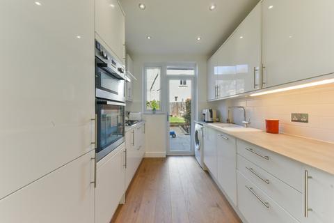 undefined, Allfarthing Lane, SW18