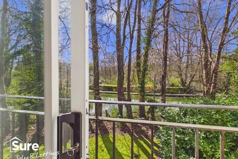 2 bedroom apartment for sale, Kingfisher Drive, Hemel Hempstead, Hertfordshire, HP3 9DD