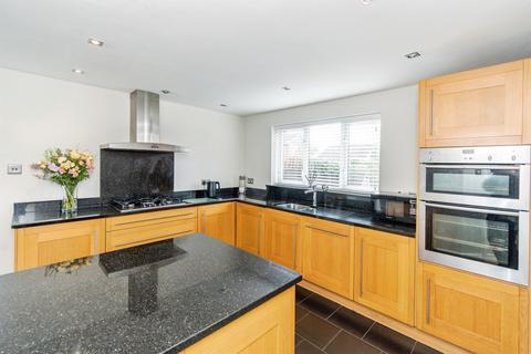 4 bedroom detached house for sale, Lukin Drive, Nursling