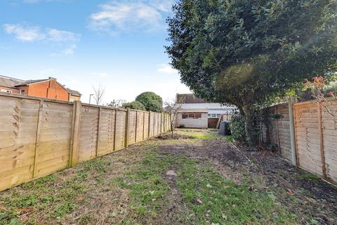 undefined, Southampton SO15