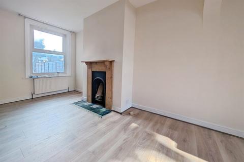 undefined, Southampton SO15